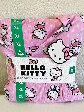 NEW Hello Kitty 2 Pc Pajama Set NWT XL Short Sleeve Top Jogger Pants Pink